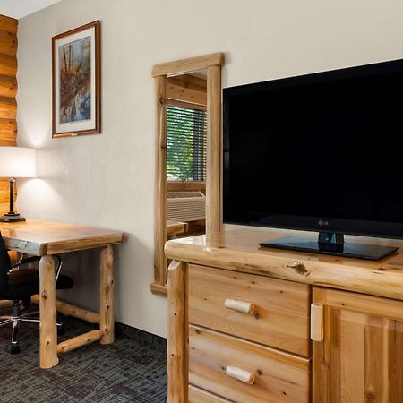 Best Western Northwoods Lodge Siren Esterno foto