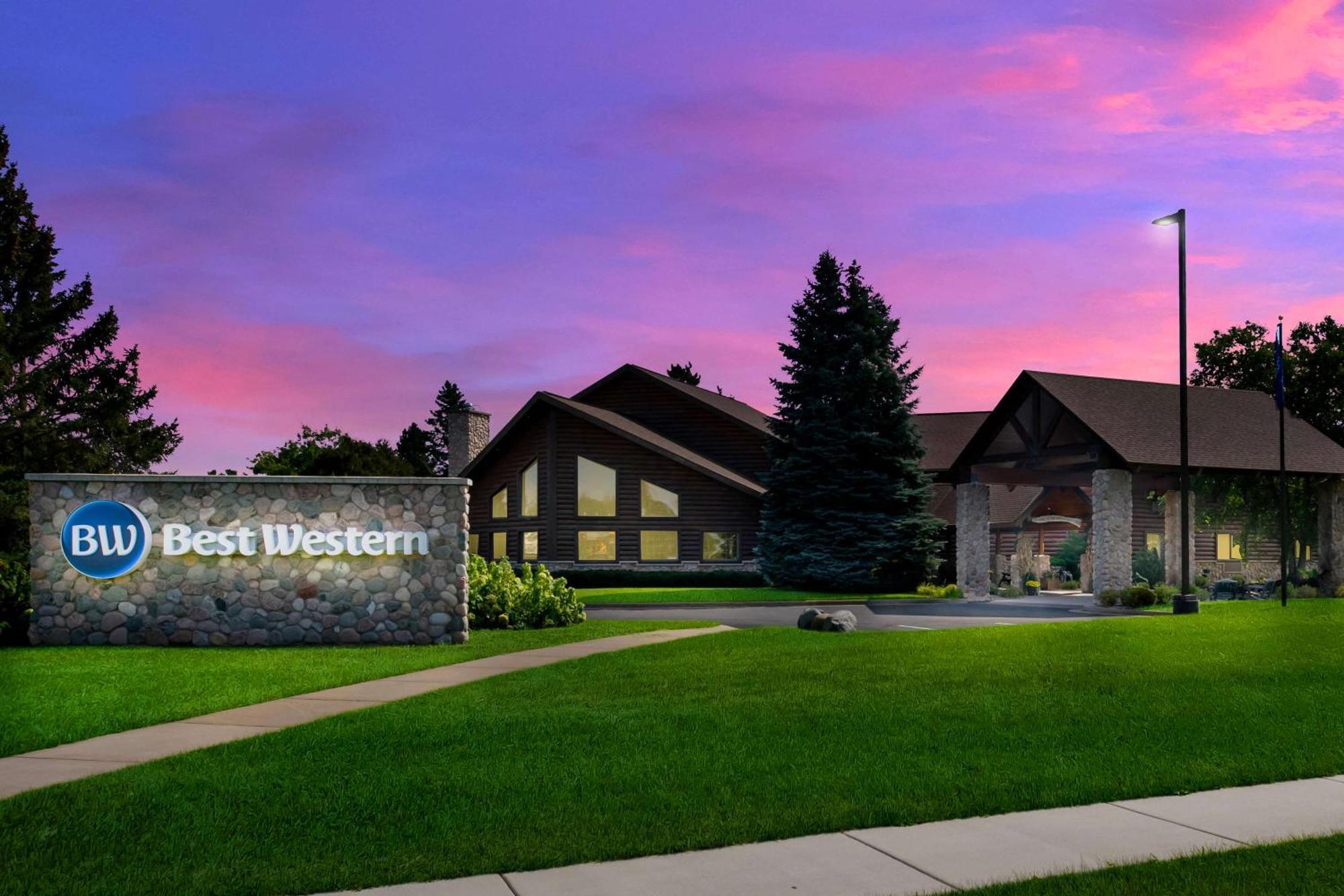 Best Western Northwoods Lodge Siren Esterno foto