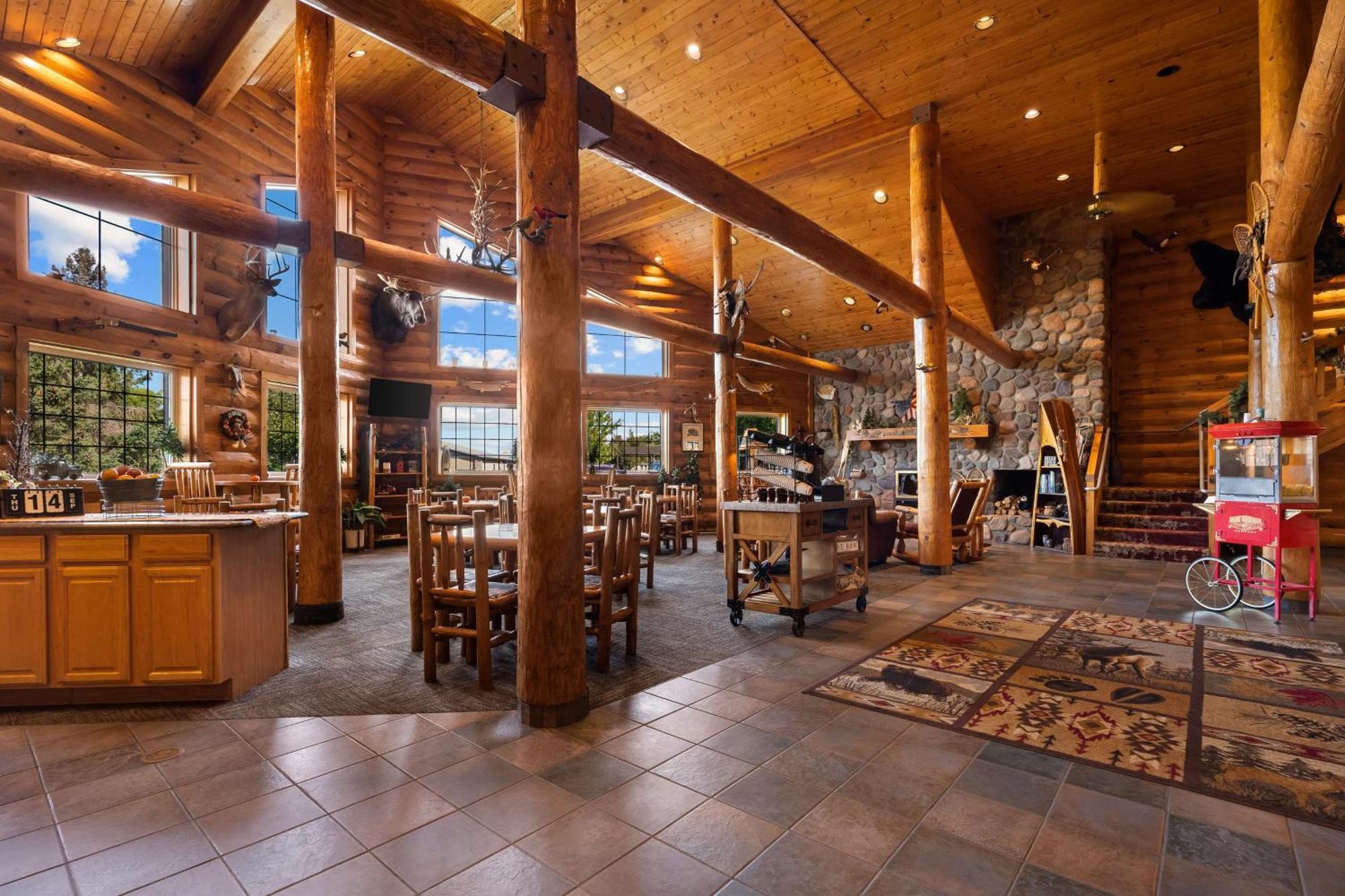 Best Western Northwoods Lodge Siren Esterno foto